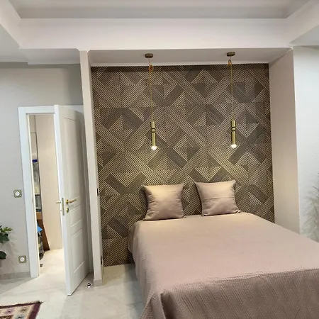 Extraordinaire Grand Studio Au Centre 6 Minutes A Pied De La Plage Et L'Hotel Negresco Nice Exterior photo
